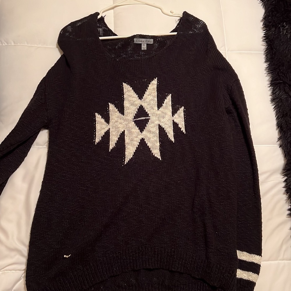 Aztec Sweater - Picture 3 of 5